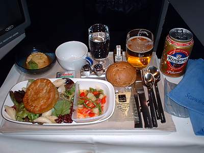Beek pie on pasta SAS SIN-BKK Oct 2003